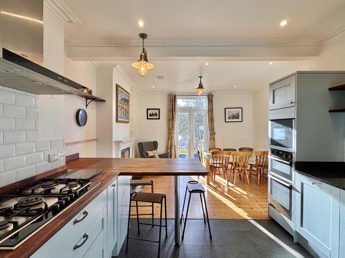 5 bed property in Parkins Terrace, Truro